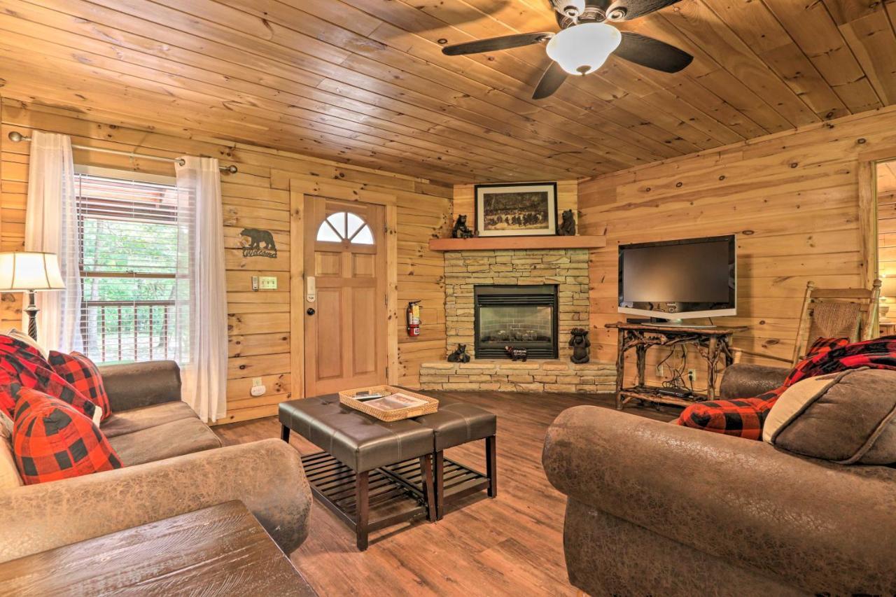 Cabin With Deck And Fireplace Less Than 3 Mi To Dollywood! Пиджен-Фордж Экстерьер фото