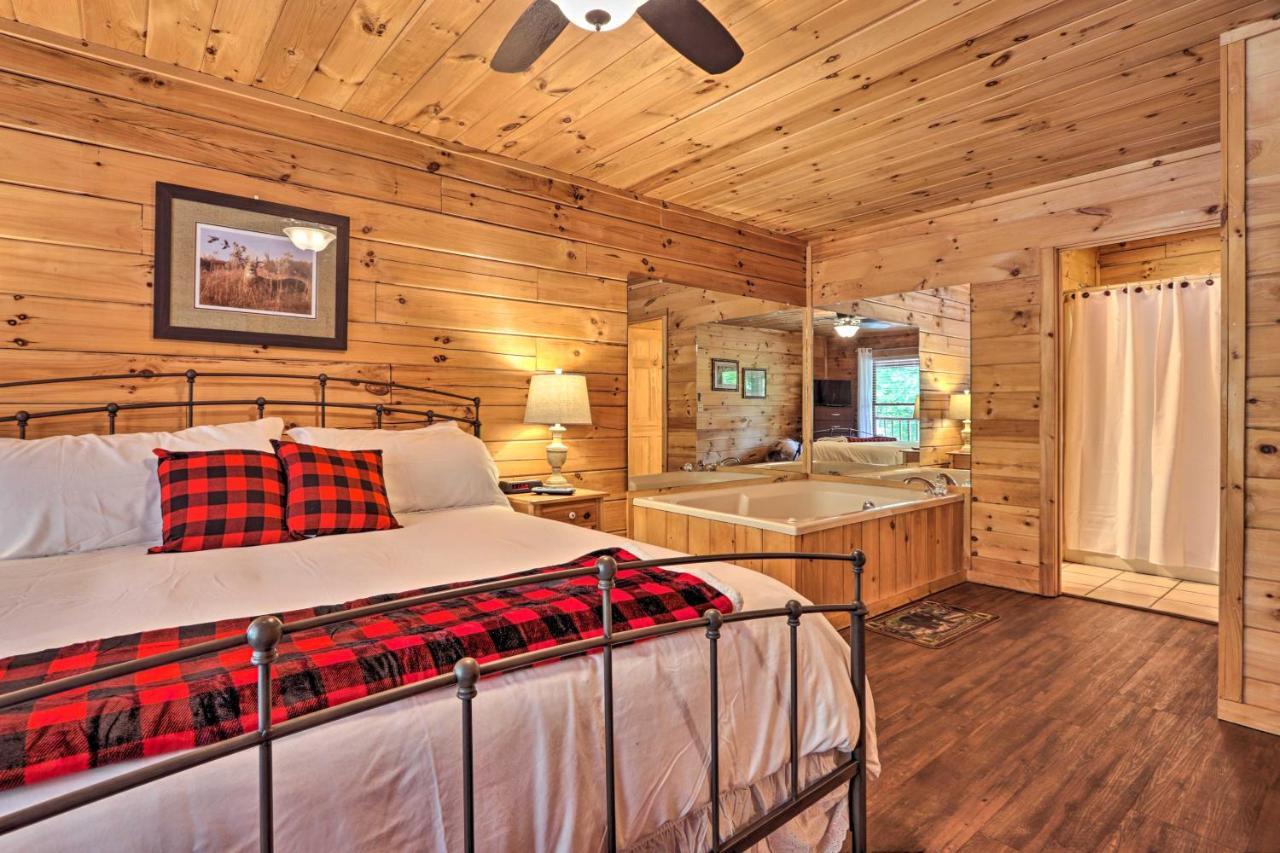 Cabin With Deck And Fireplace Less Than 3 Mi To Dollywood! Пиджен-Фордж Экстерьер фото